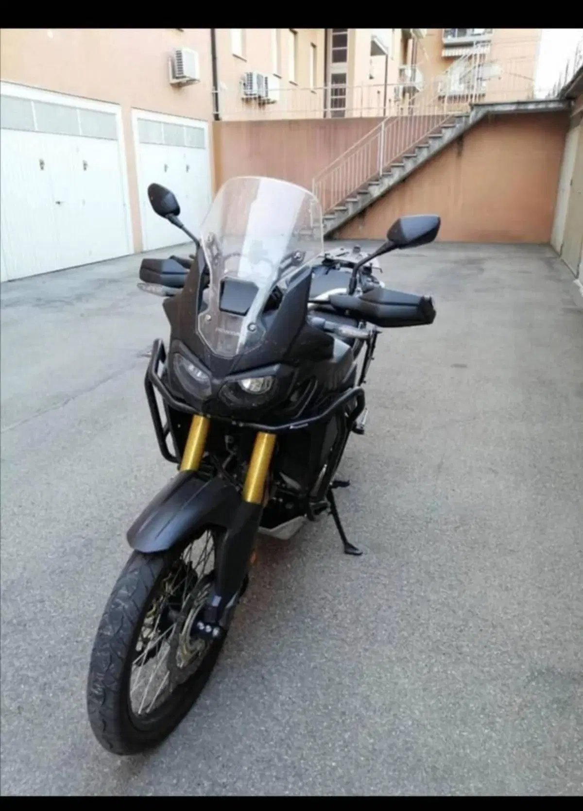 Honda Africa Twin CRF 1000L DCT ABS (2016 - 17) (6)