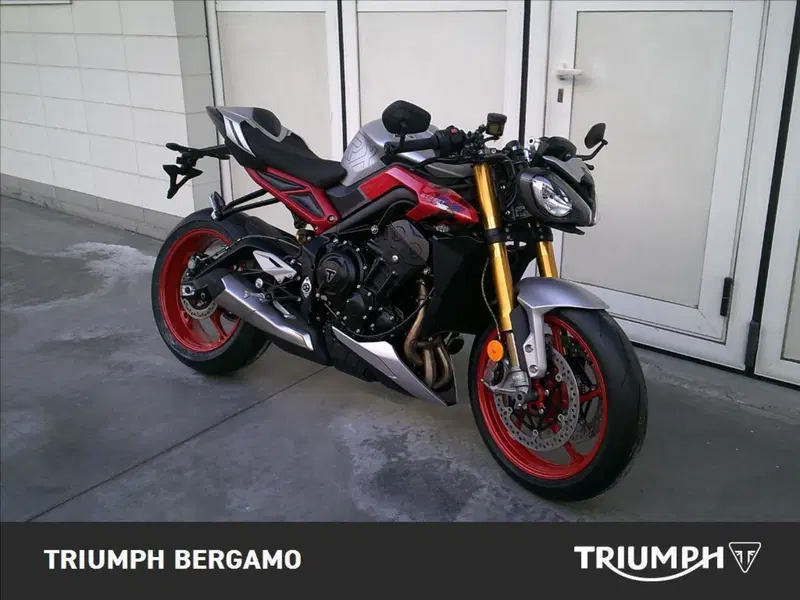 Triumph Street Triple 765 RX (2026) (2)