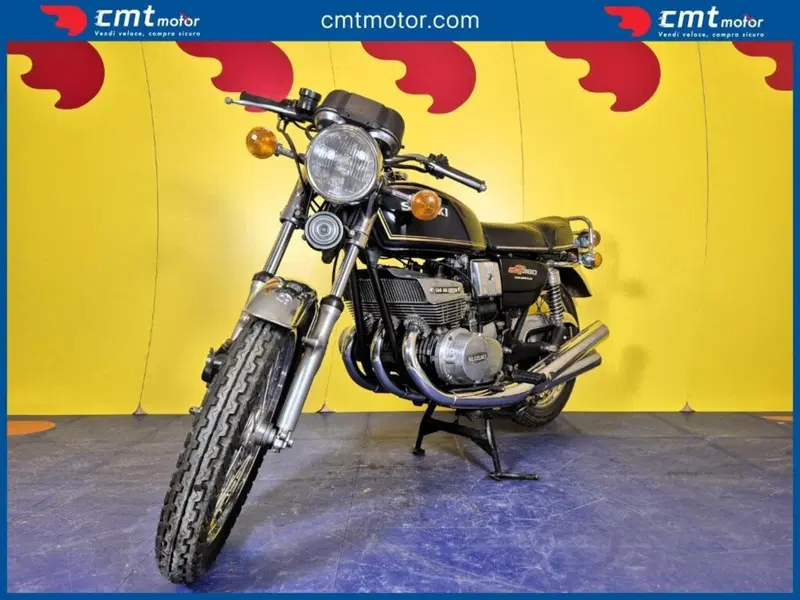 Suzuki (2)