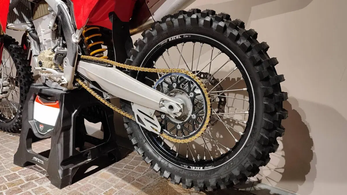 Ducati Desmo450 MX (2026) (9)