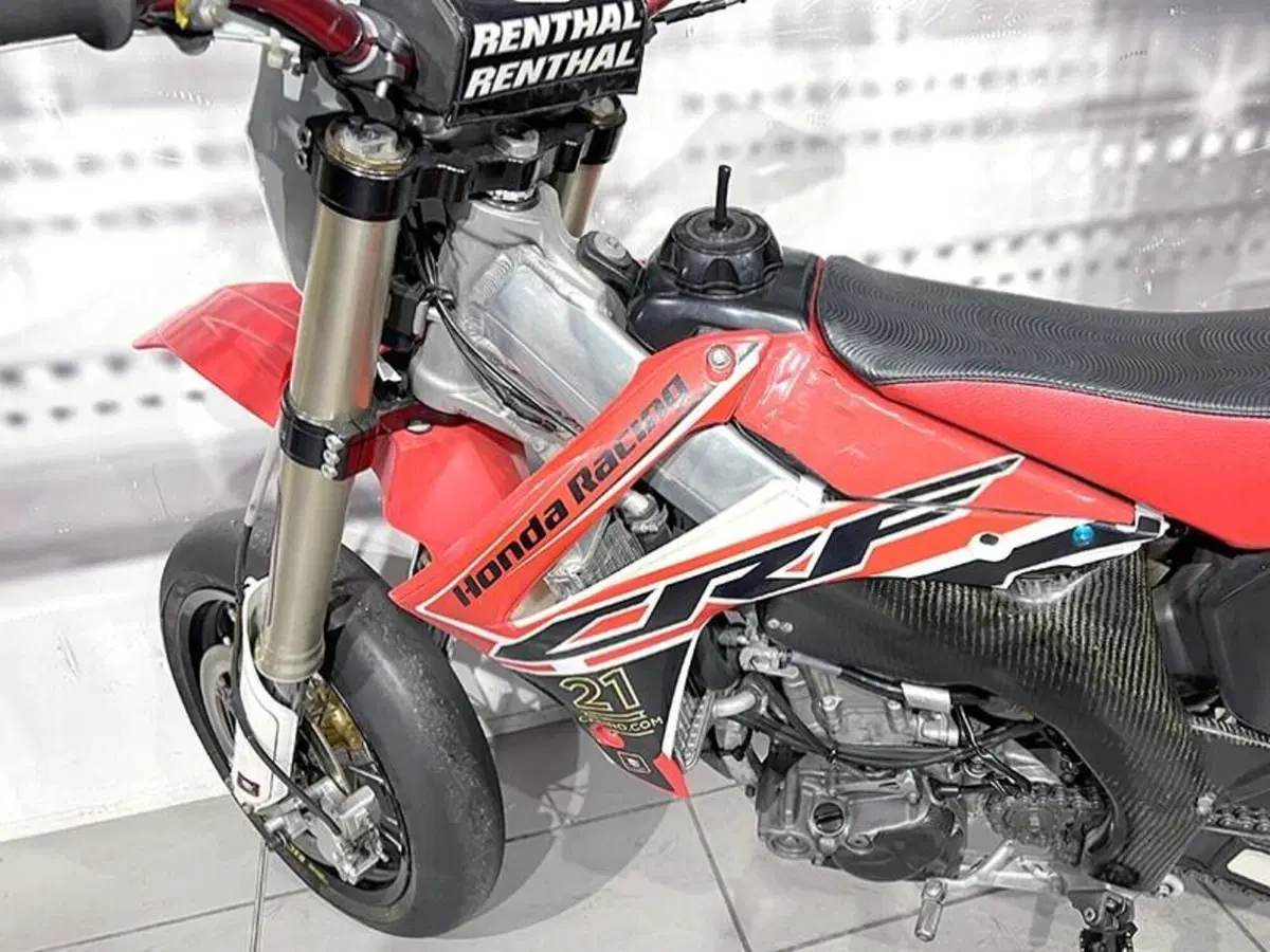Honda CRF 450R (2001 - 02) (4)