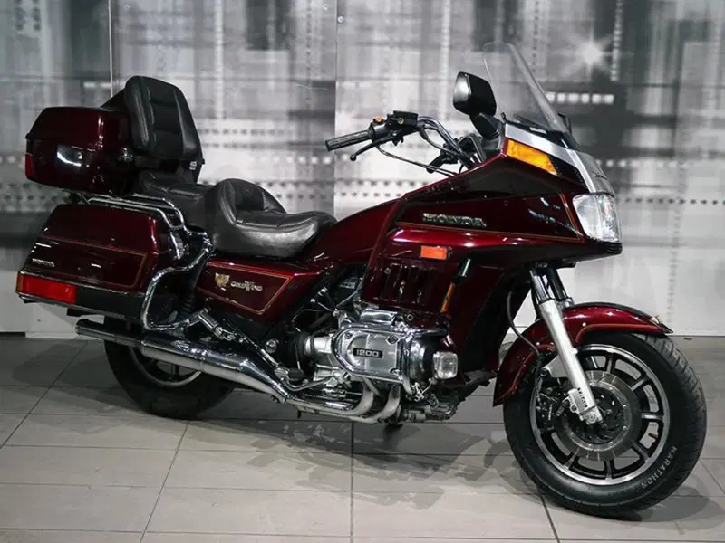 Honda GL 1200 Gold wing