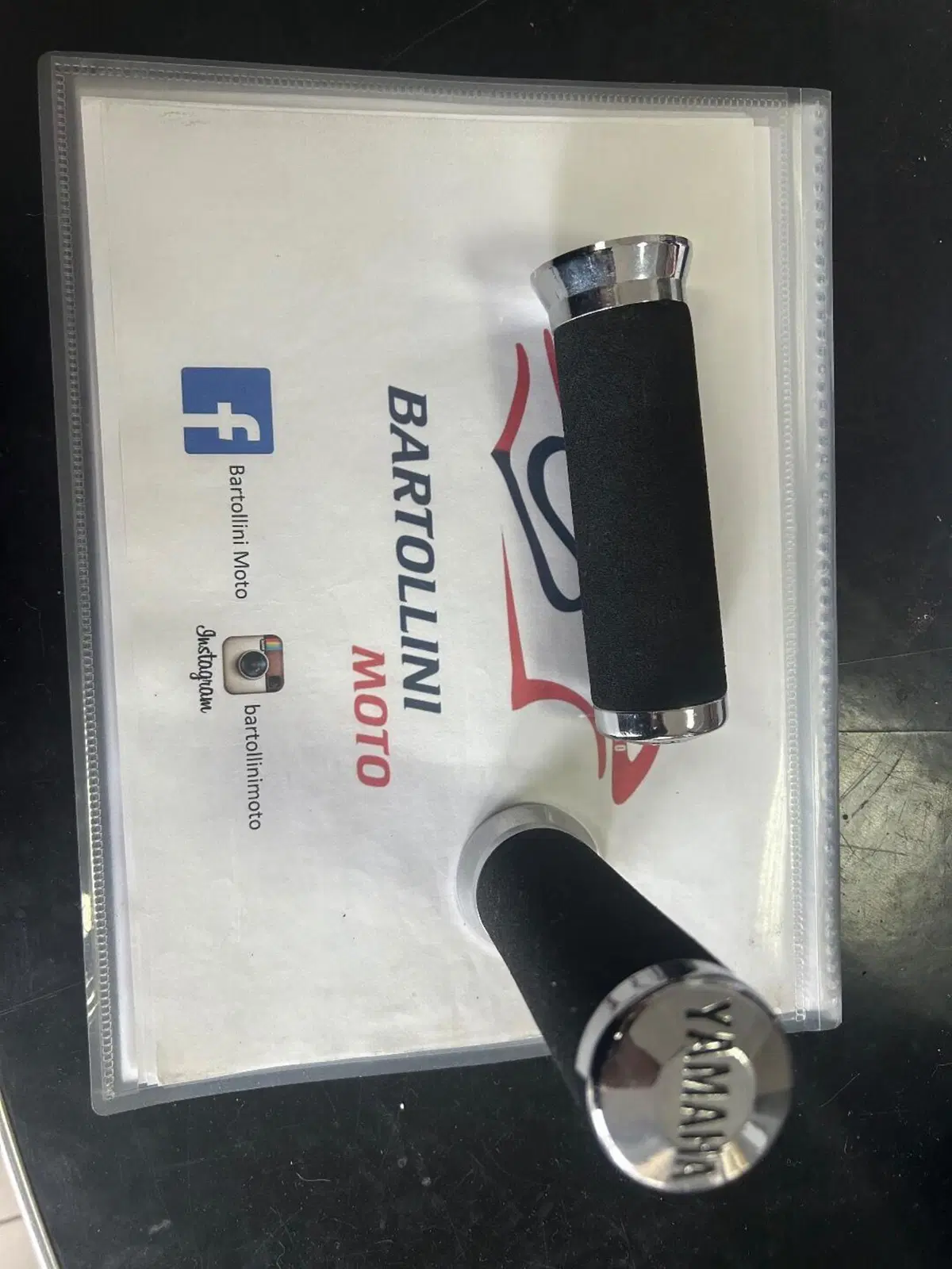 Manopole custum Yamaha