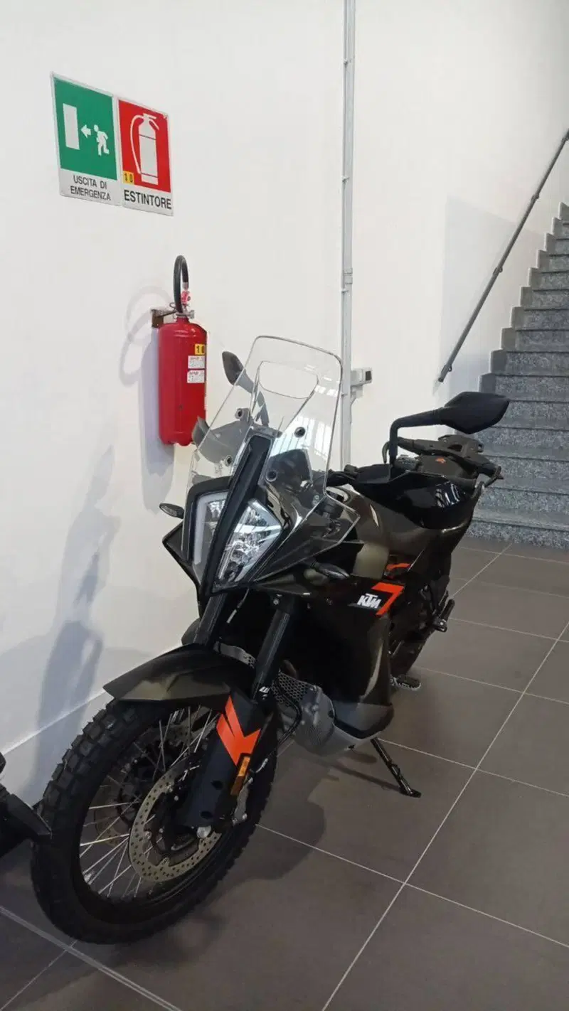 KTM 790 Adventure (2023 - 24) (4)