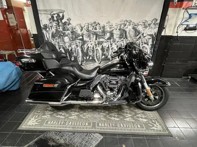 Harley-Davidson 1690 Electra Glide Ultra Limited (2016) - FLHTK usata