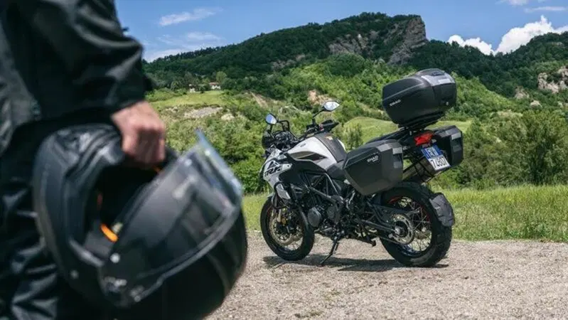 Benelli conferma la promo TRK: valigie incluse fino ad aprile 2026