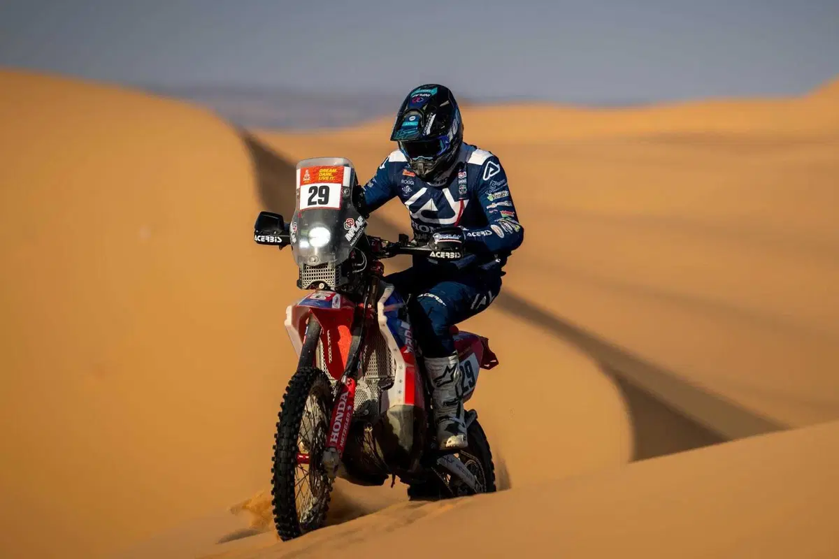 Dakar 2026. T9. Gran caos, ma anche un interessante... nulla di fatto. Sanders, KTM, e Roma, Ford, al comando (2)