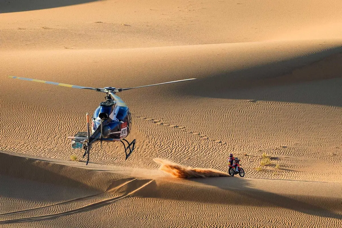 Dakar 2026. T9. Gran caos, ma anche un interessante... nulla di fatto. Sanders, KTM, e Roma, Ford, al comando (14)