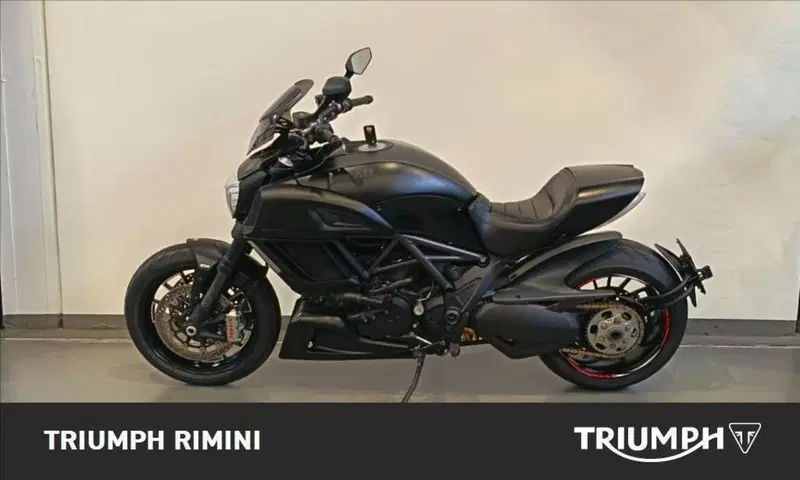 Ducati Diavel 1200 Carbon (2014 - 16)