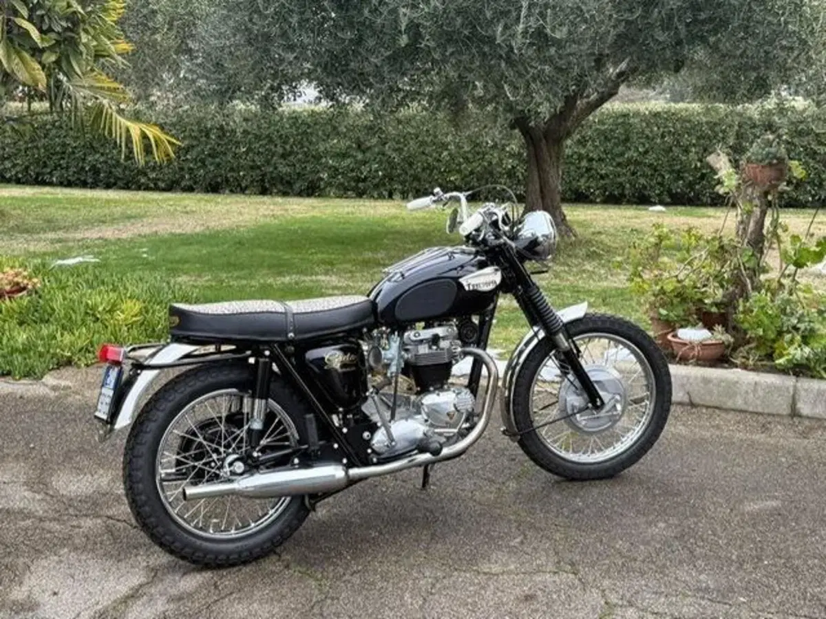 Triumph  Bonneville t120r America 1967 (10)