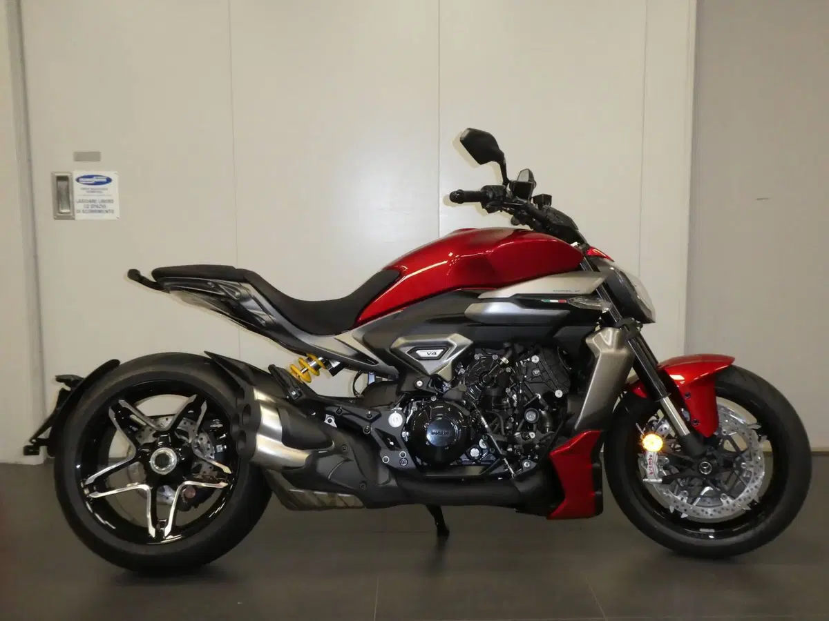Ducati XDiavel V4 (2025 - 26)