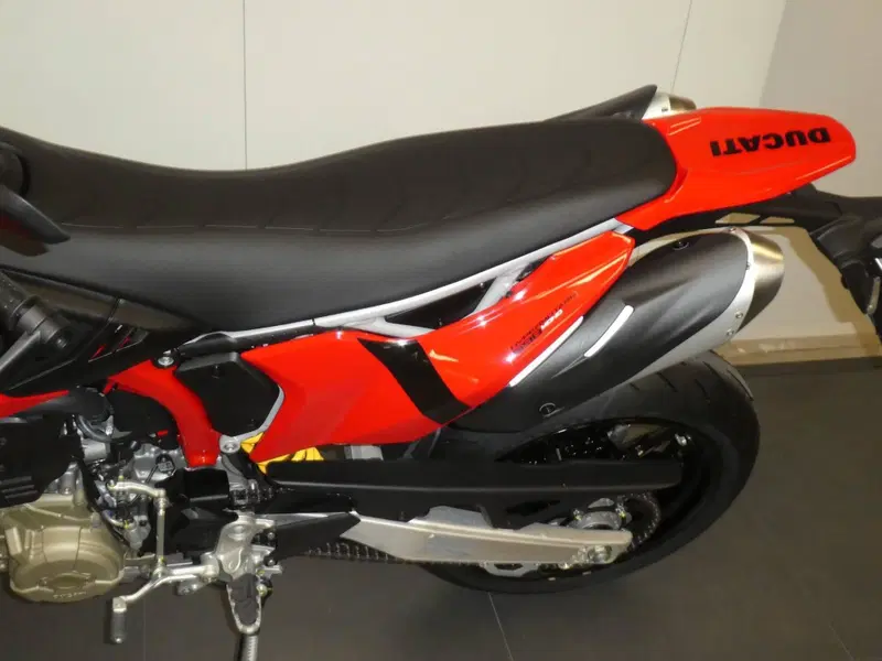 Ducati Hypermotard 698 Mono (2024 - 26) (4)