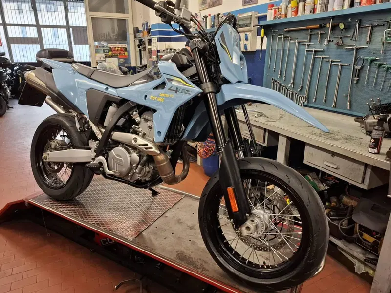 Suzuki DR-Z4SM (2025 - 26)