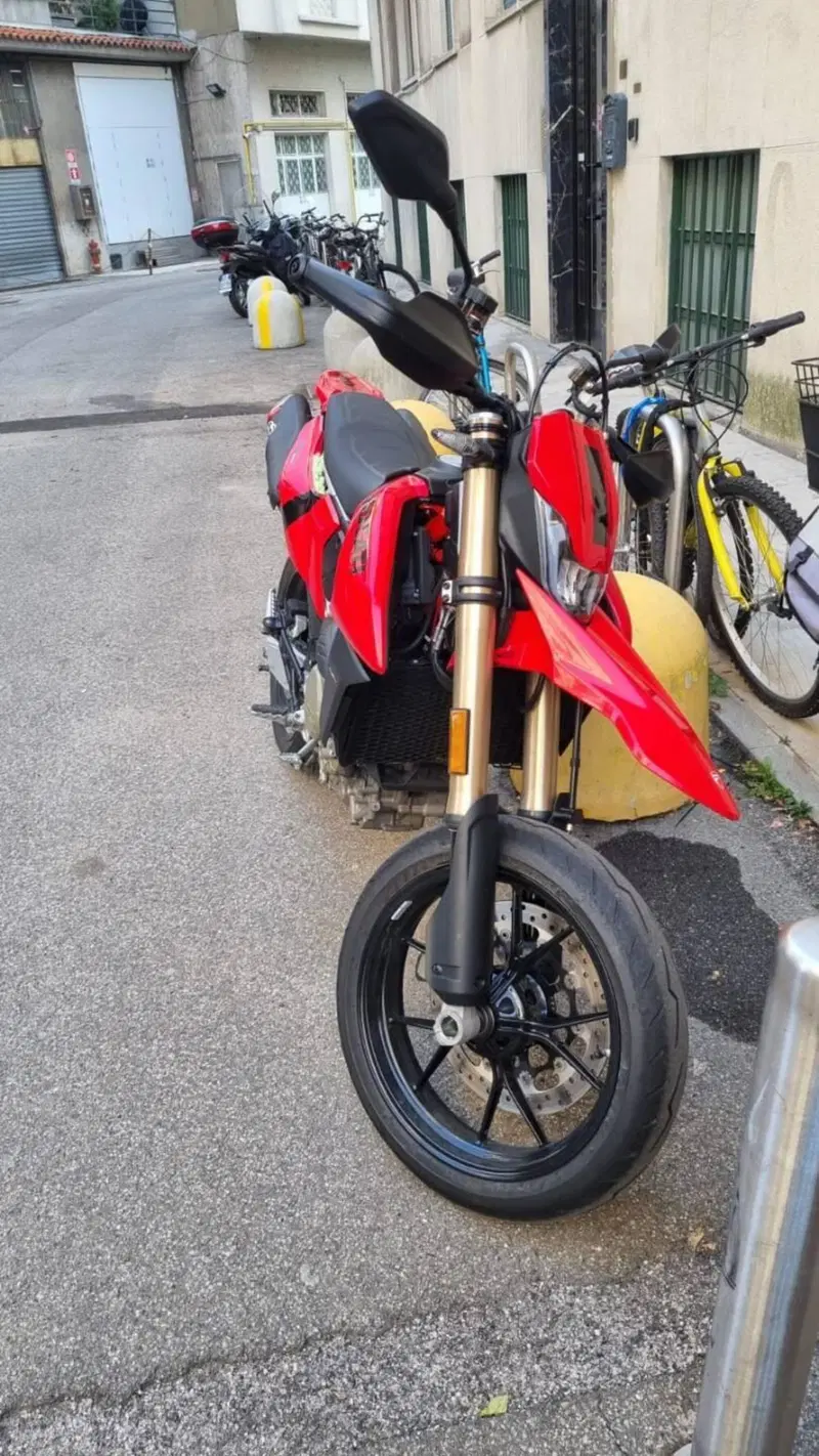 Ducati Hypermotard 698 Mono (2024 - 26) (2)