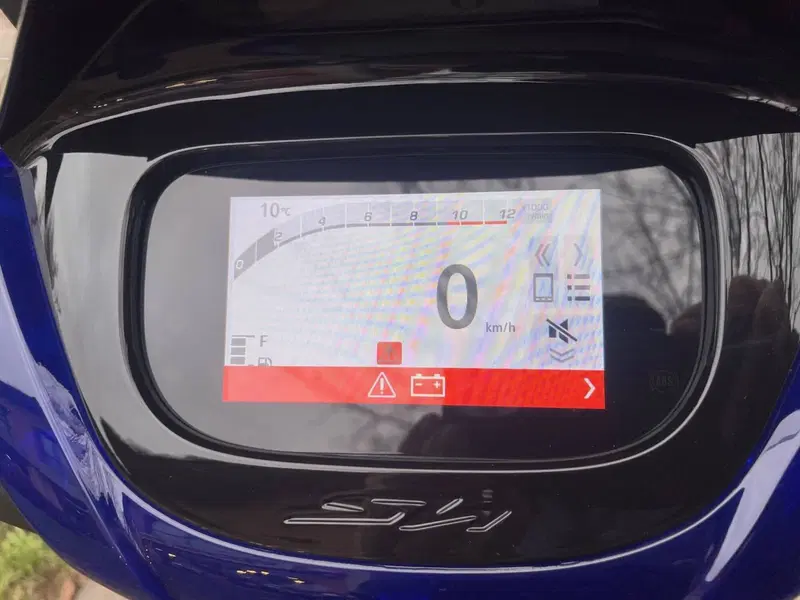 Honda SH 150 Vetro (2026) (2)