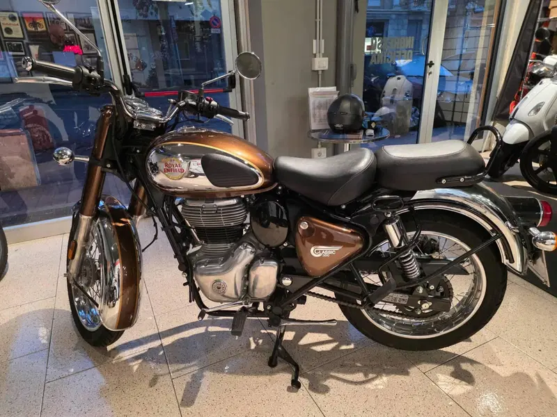 Royal Enfield Classic 350 (2021 - 26) (2)