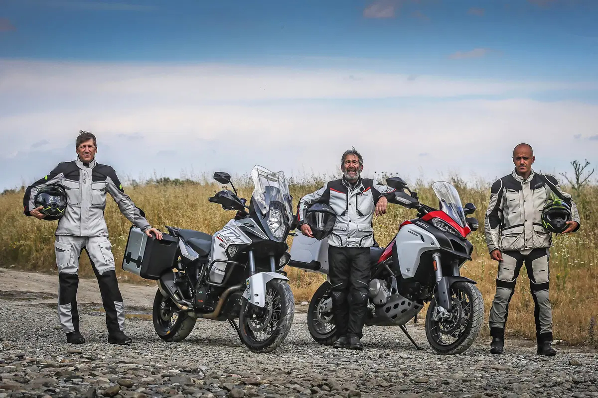 Ducati Multistrada Enduro 1200 vs KTM 1290 Super Adventure (3)