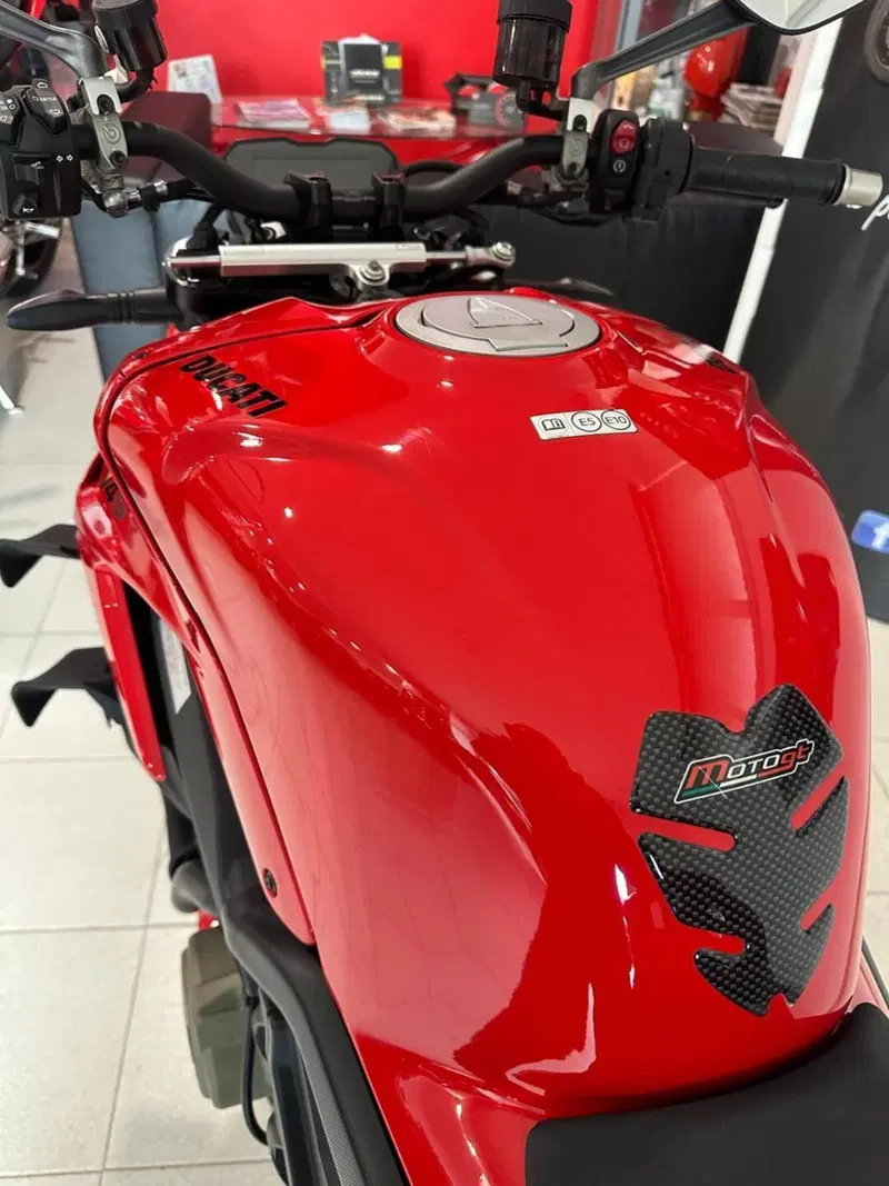Ducati Streetfighter V4 S (2023 - 24) (3)