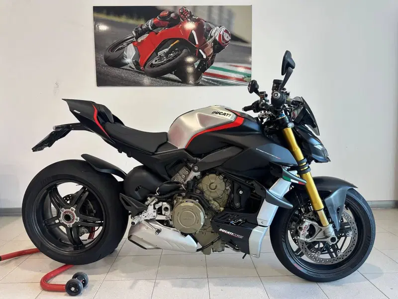 Ducati Streetfighter V4 1100 SP (2022)