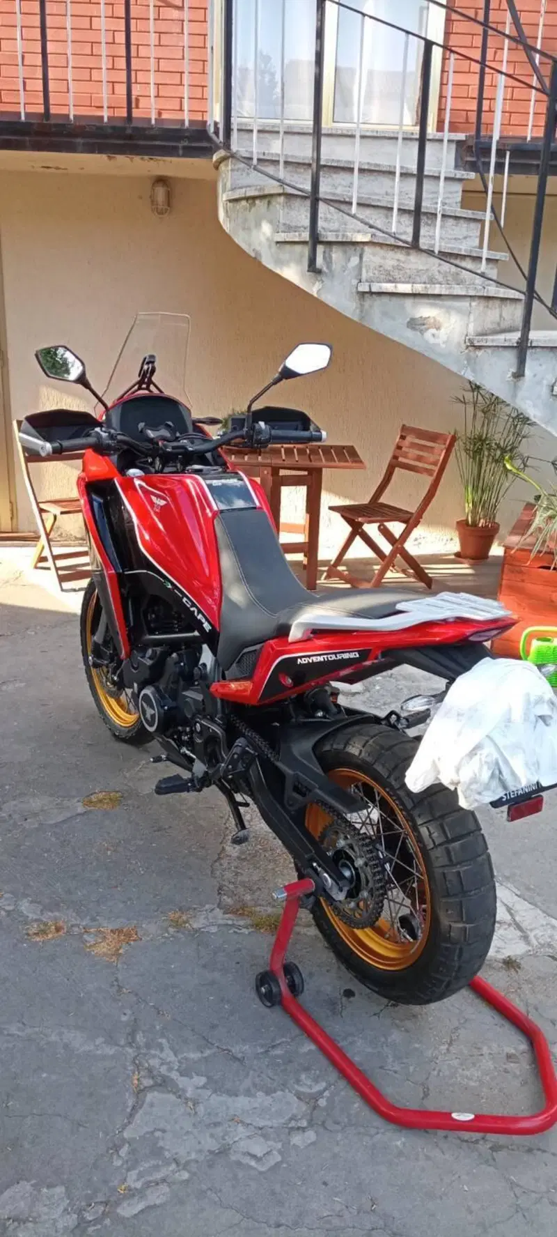Moto Morini X-Cape 650 Gold Wheels Edition (2022 - 26) (4)