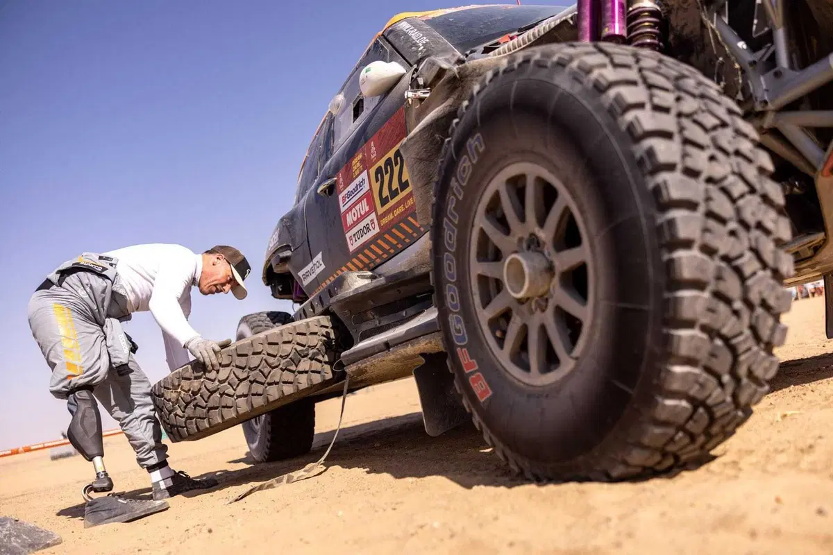 Dakar 2026. T9 BIS. Il giorno del silenzio, ma non si può far passare sotto silenzio che... [VIDEO] (2)