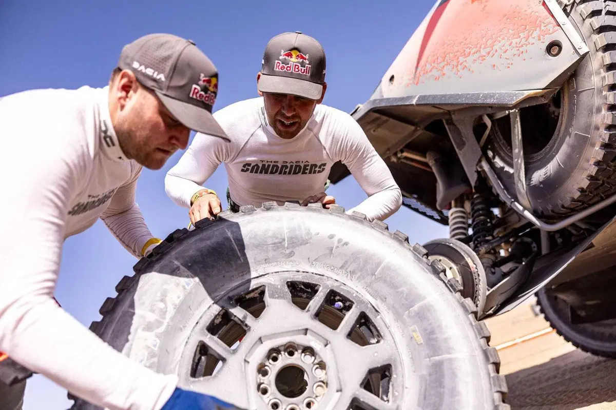 Dakar 2026. T9 BIS. Il giorno del silenzio, ma non si può far passare sotto silenzio che... [VIDEO] (10)