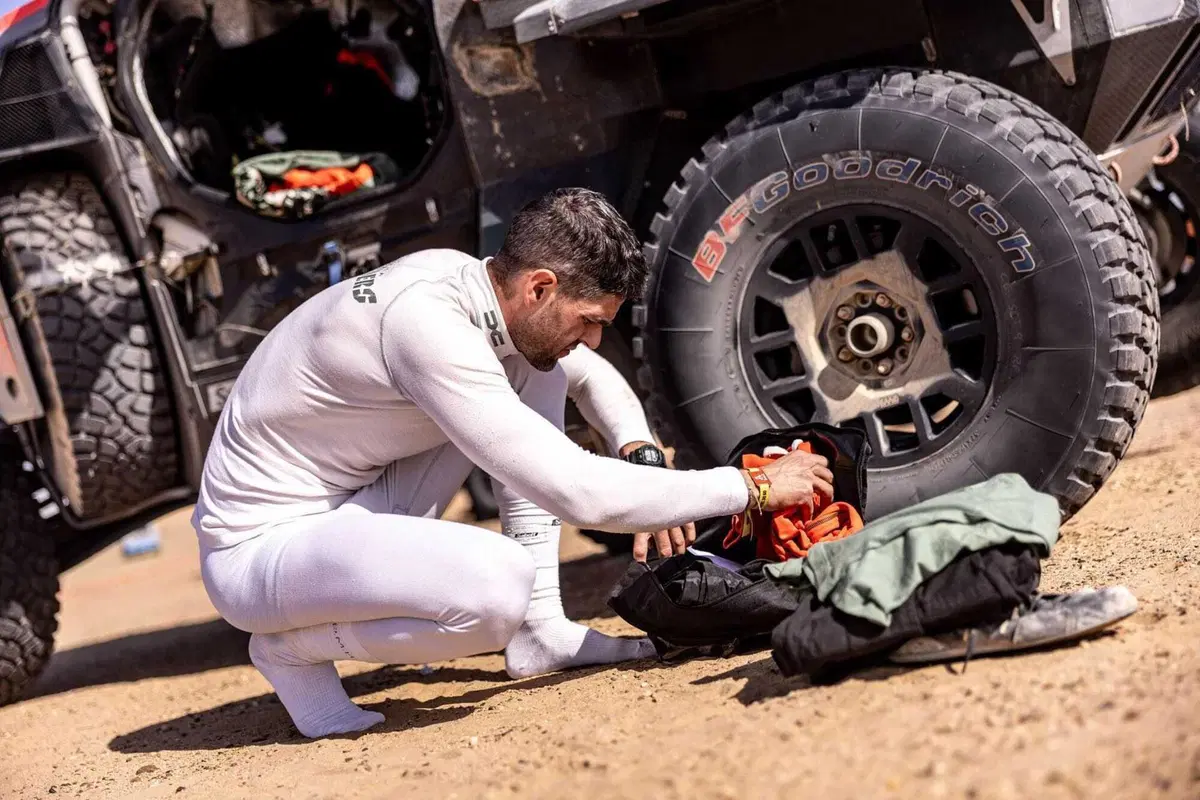 Dakar 2026. T9 BIS. Il giorno del silenzio, ma non si può far passare sotto silenzio che... [VIDEO] (11)