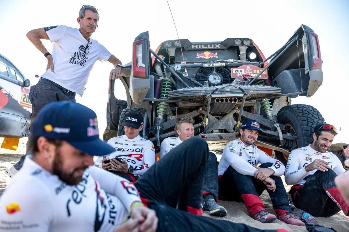 Dakar 2026. T9 BIS. Il giorno del silenzio, ma non si può far passare sotto silenzio che... [VIDEO] (12)