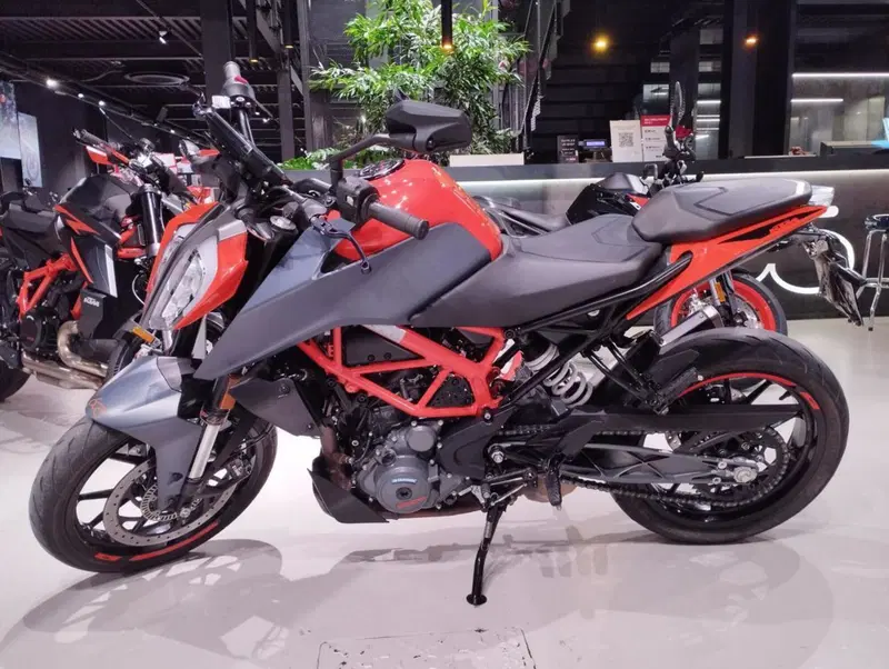 KTM 390 Duke (2021 - 23) (6)