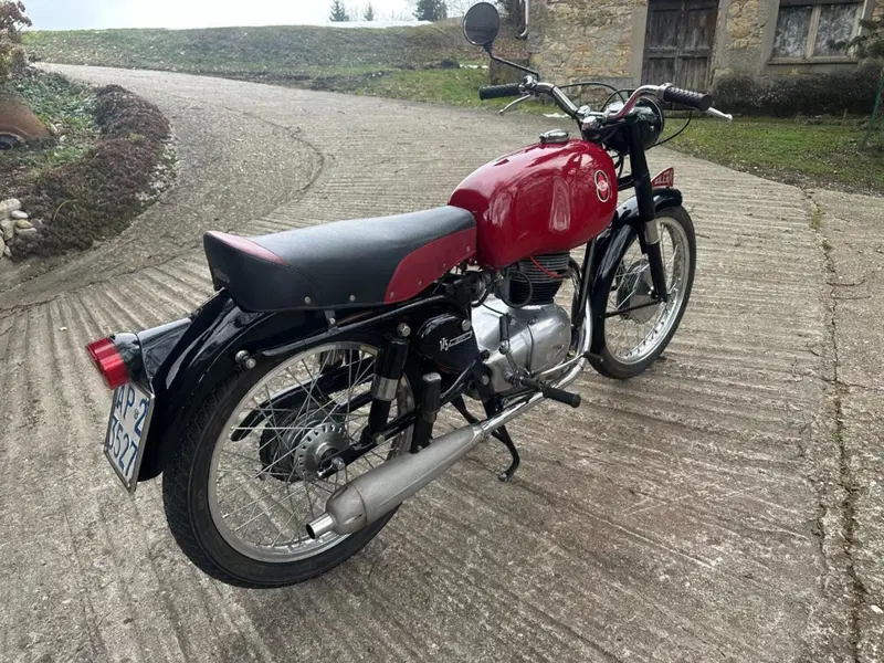 Gilera 175 Sport (7)