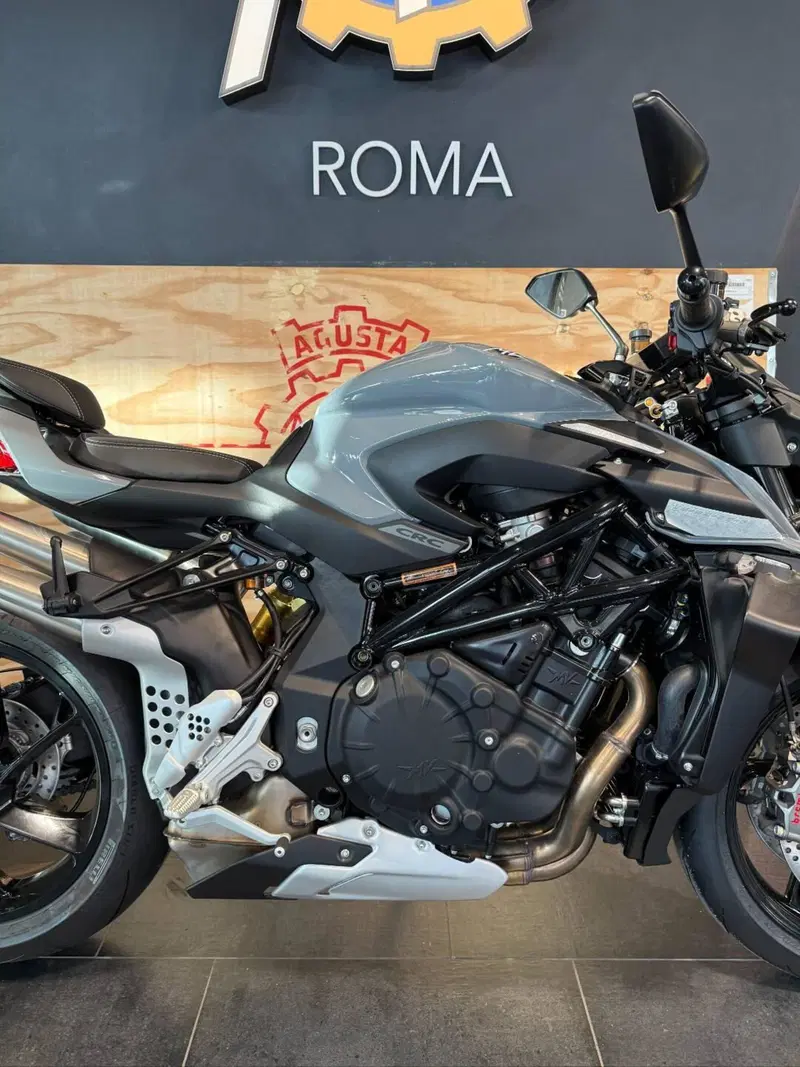 MV Agusta Brutale 1000 RS (2022 - 26) (7)