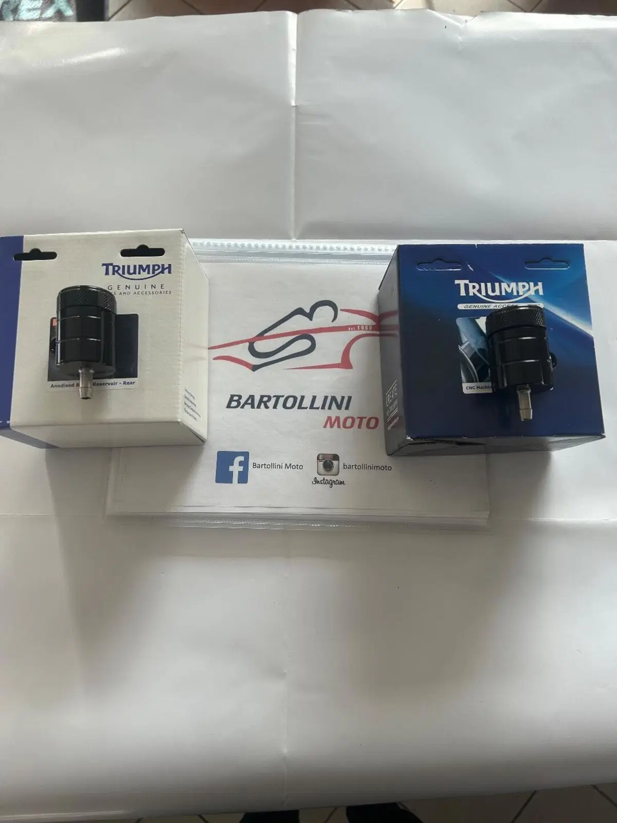 Vaschette per liquido dei freni Triumph