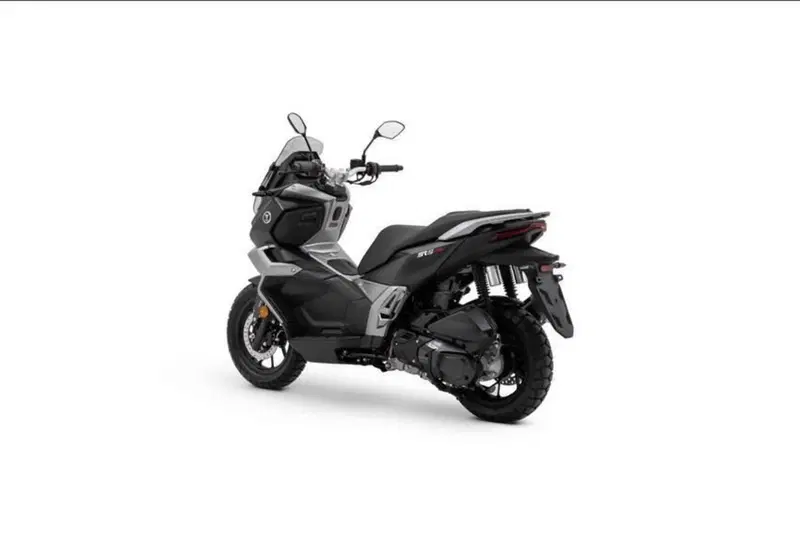 Voge Sfida SR2 ADV (2026) (5)