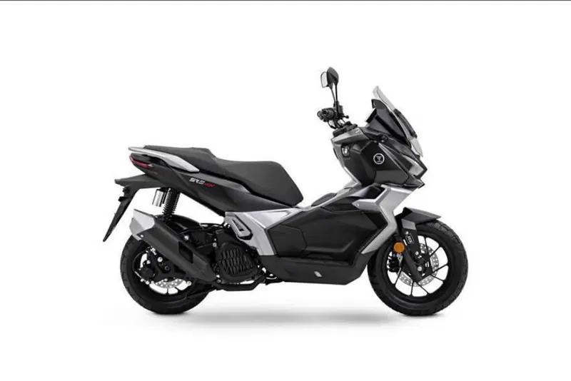 Voge Sfida SR2 ADV (2026) (8)