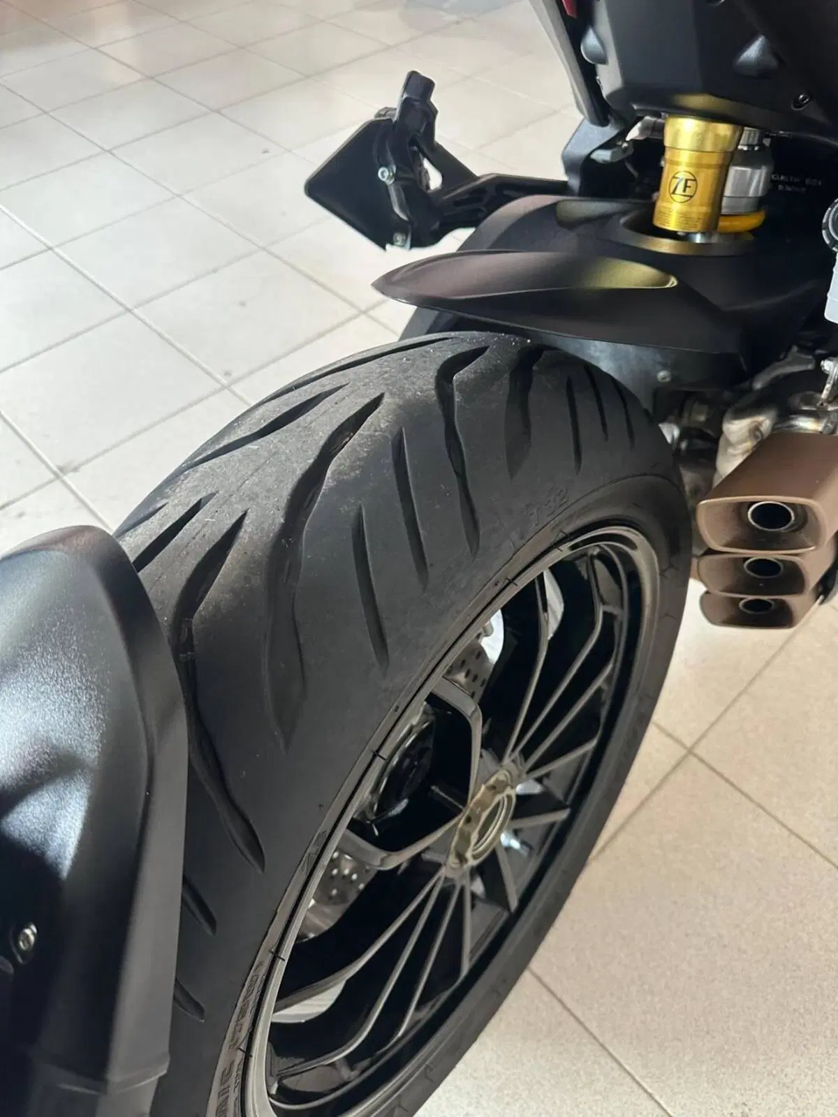 MV Agusta Turismo Veloce 800 R (2023 - 26) (7)