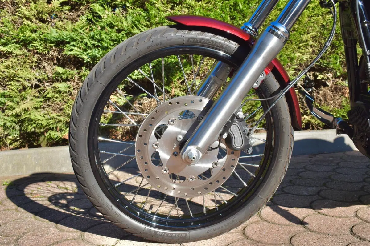Harley-Davidson 1690 Wide Glide (2010 - 17) - FXDWG (13)