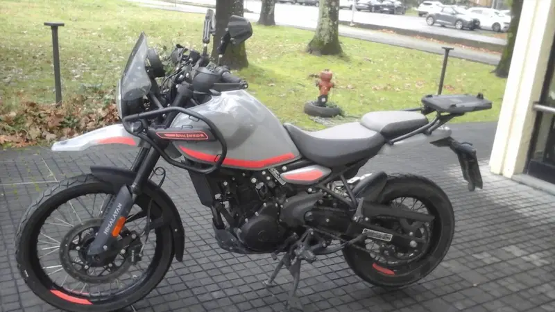 Royal Enfield Himalayan 450 (2024 - 26) (2)