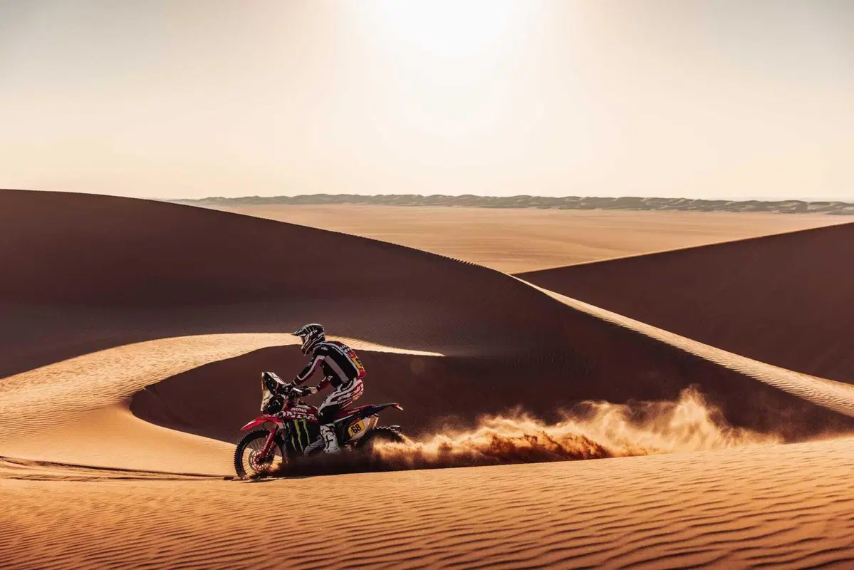 Dakar 2026. T10. Moto, incidente a Sanders, ora è Brabec VS Benavides. Auto, trappola di navigazione, Al Attiyah sottoscrive (6)