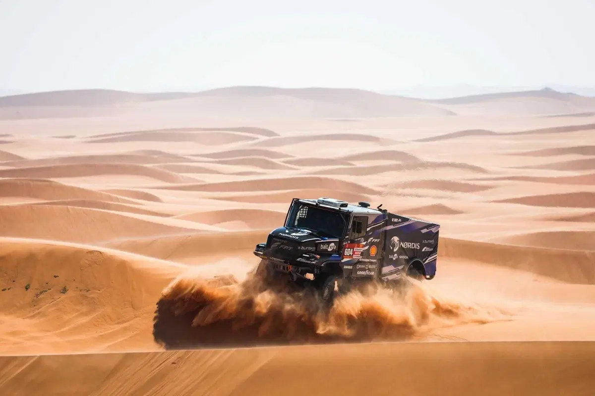 Dakar 2026. T10. Moto, incidente a Sanders, ora è Brabec VS Benavides. Auto, trappola di navigazione, Al Attiyah sottoscrive (13)