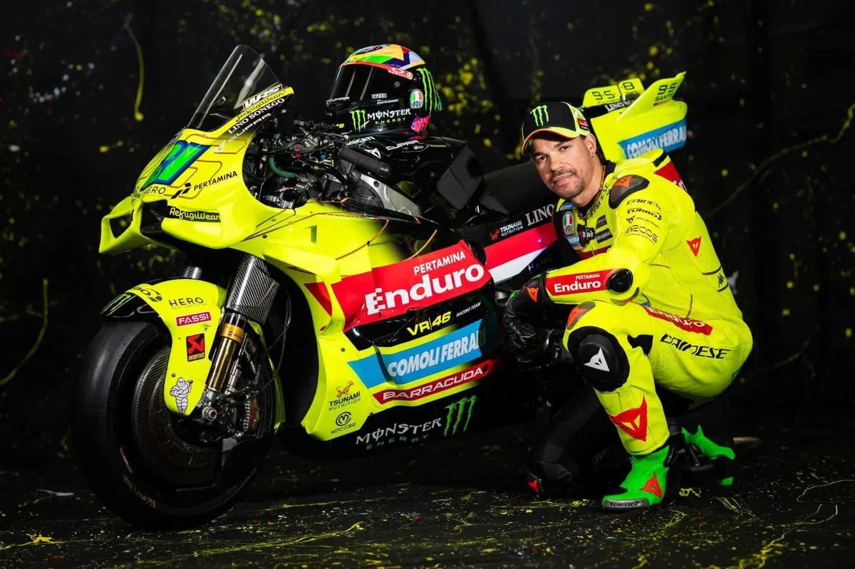 MotoGP 2026. Svelata la nuova livrea del team VR46: addio al colore bianco, spazio al nero [GALLERY] (4)