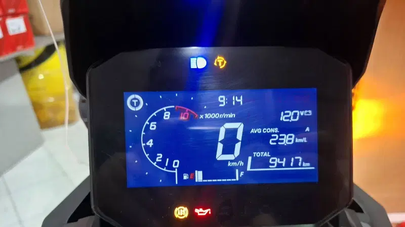 Honda ADV 350 (2022 - 24) (3)