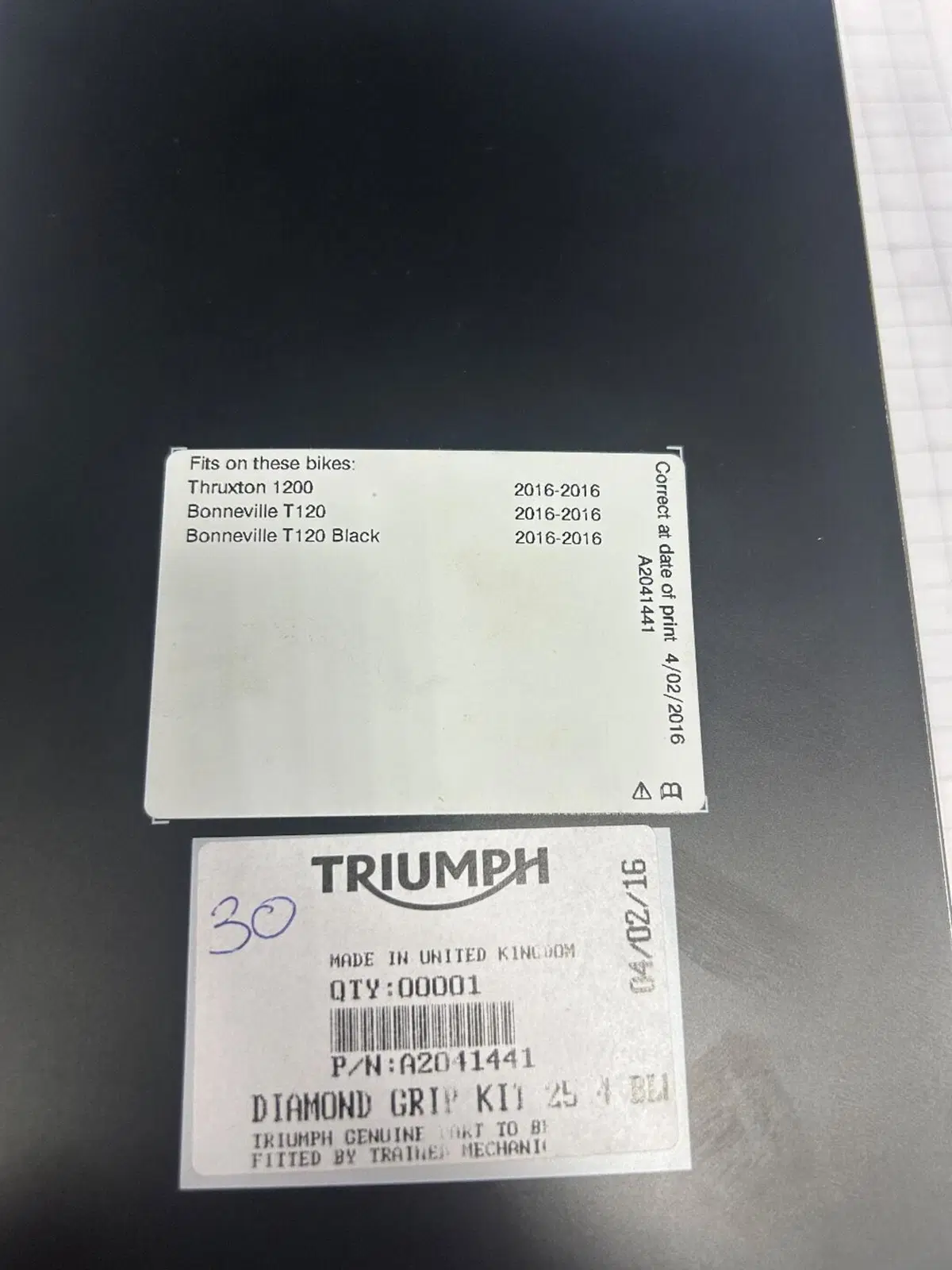 Kit manopole Diamon Grip per Triumph (2)