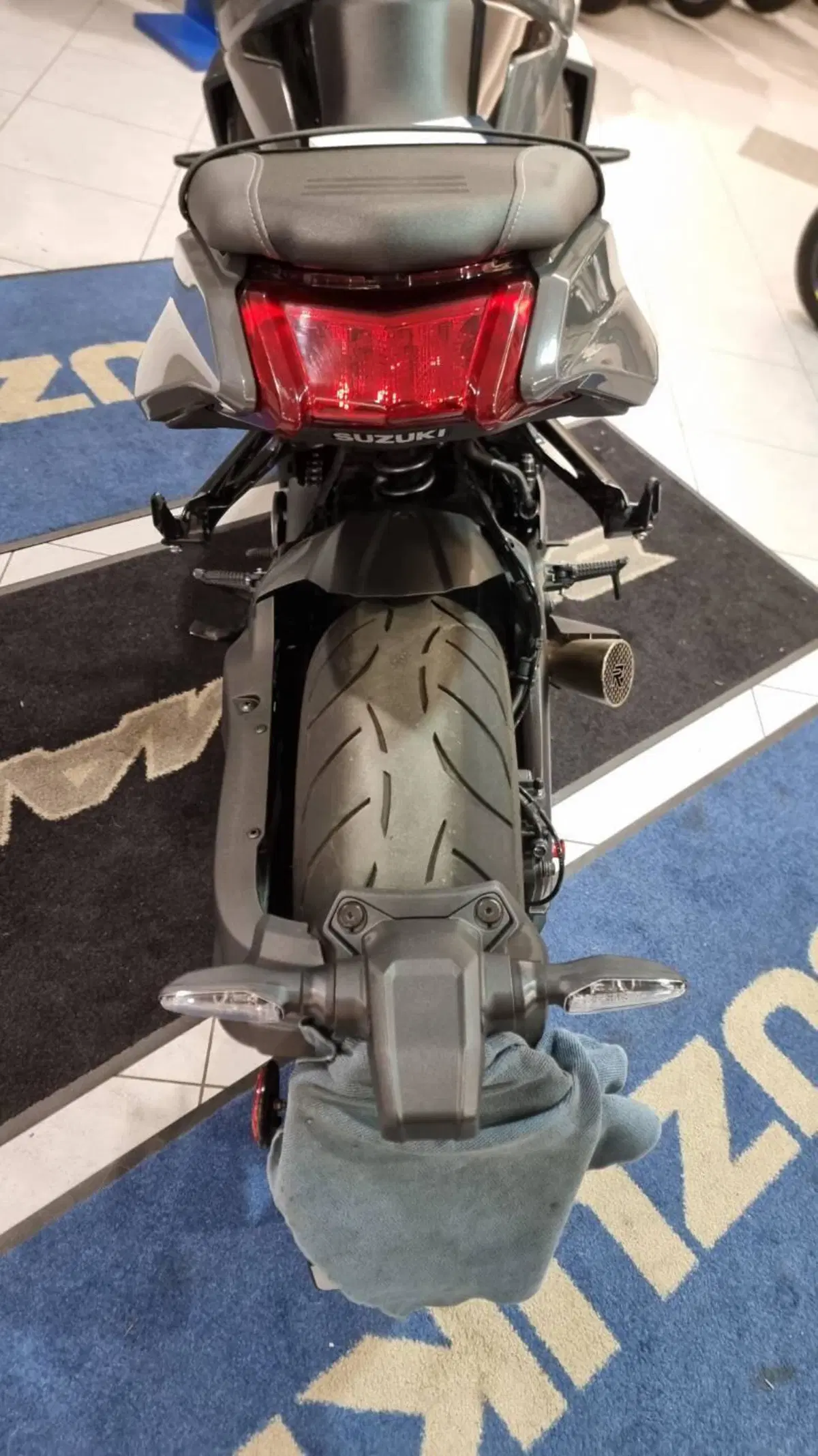 Suzuki Katana 1000 (2022 - 26) (13)