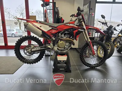 Ducati Desmo450 MX (2026) usata
