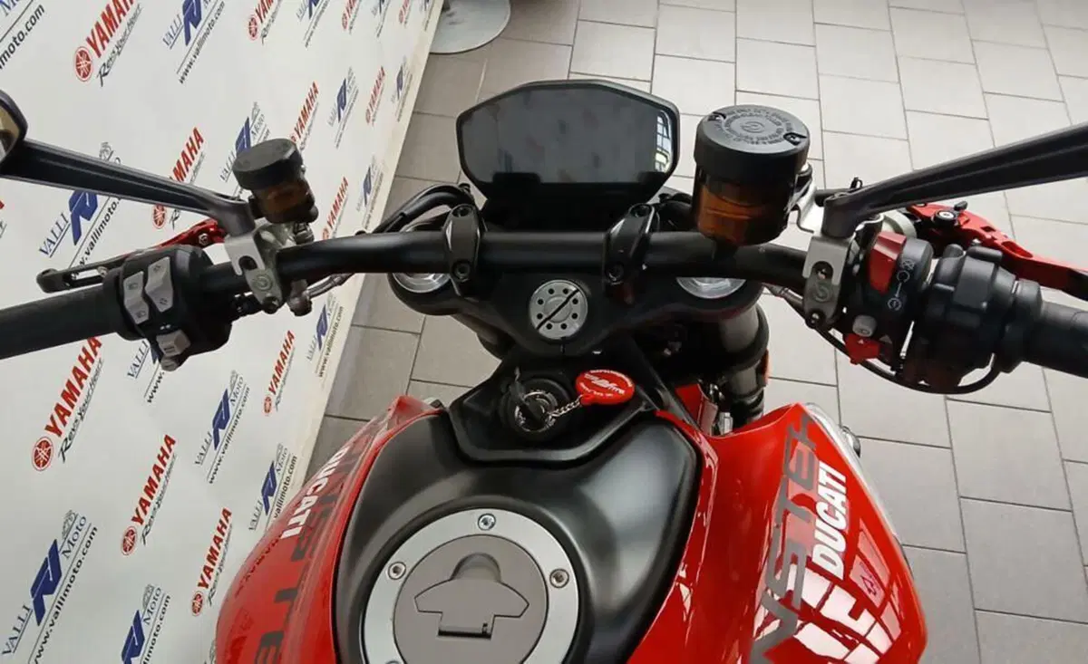 Ducati Monster 937 (2021 - 25) (7)