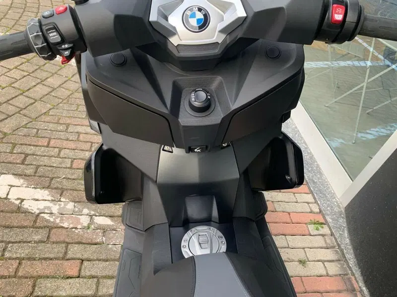 Bmw C 400 X (2025 - 26) (4)