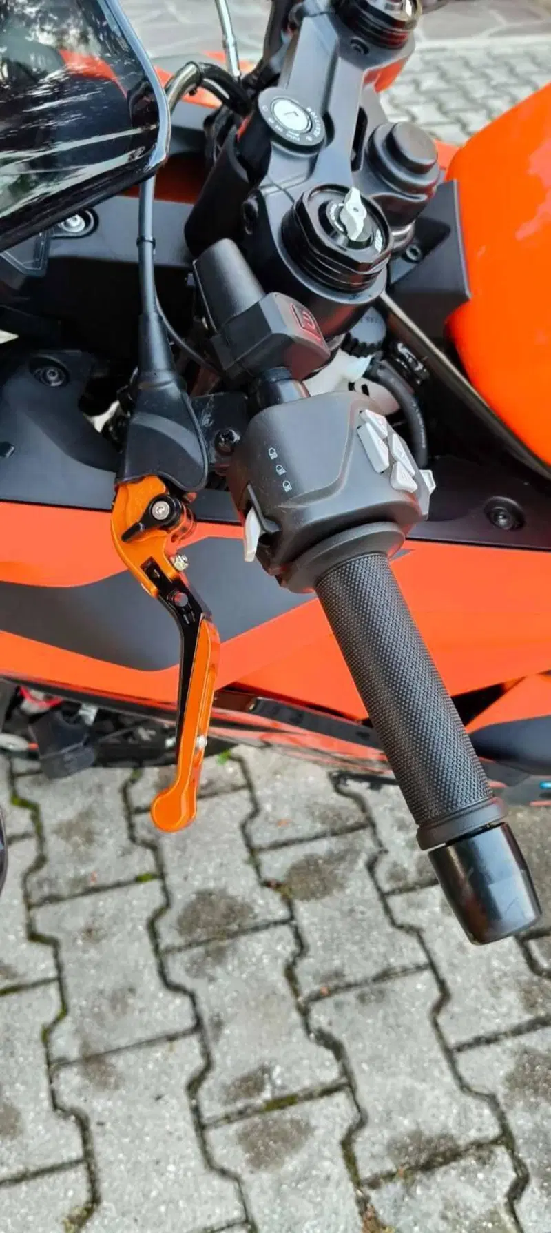 KTM RC 390 (2022 - 26) (7)