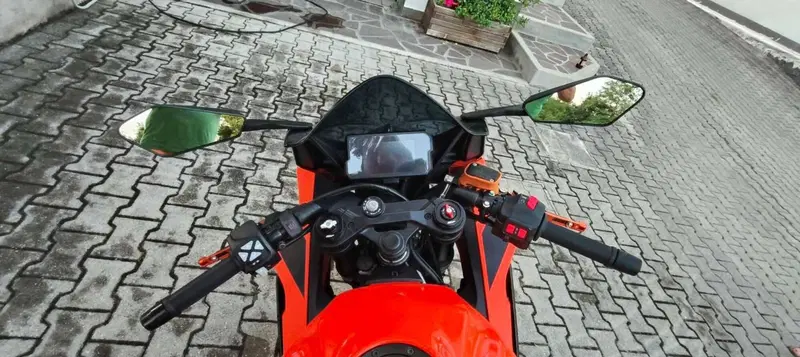 KTM RC 390 (2022 - 26) (9)