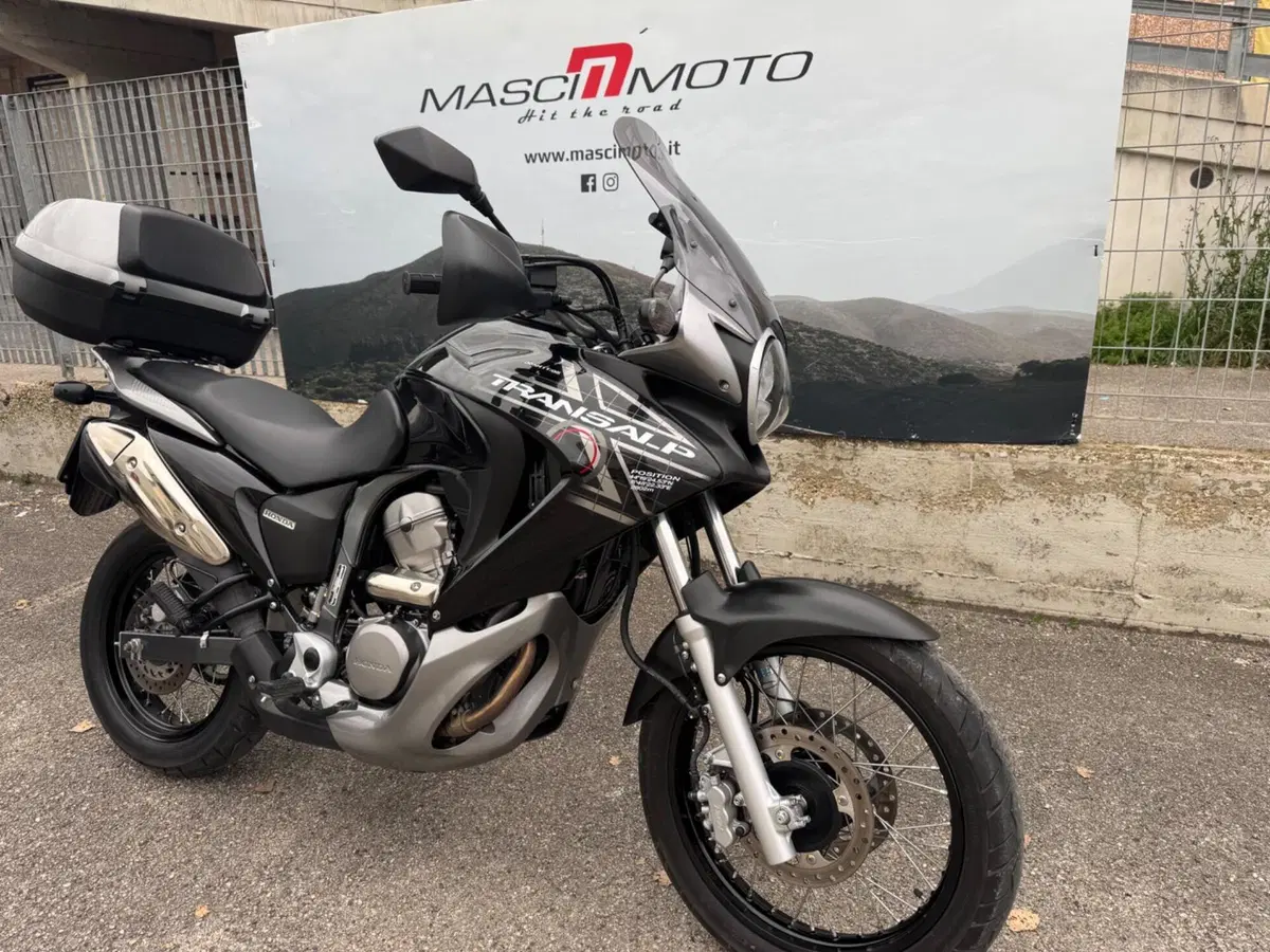 Honda Transalp XL 700 V ABS (2007 - 2013) (2)