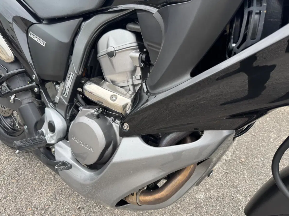 Honda Transalp XL 700 V ABS (2007 - 2013) (9)